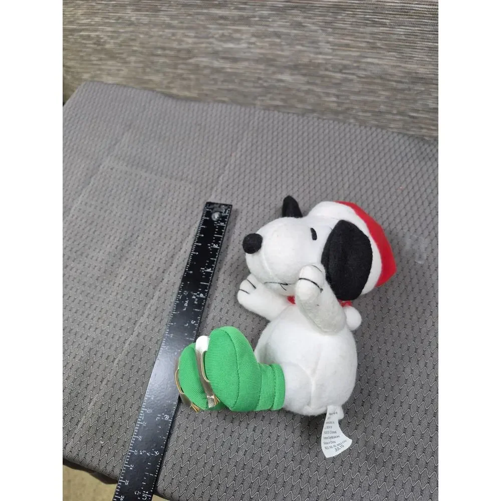 2010 Hallmark Peanuts 6